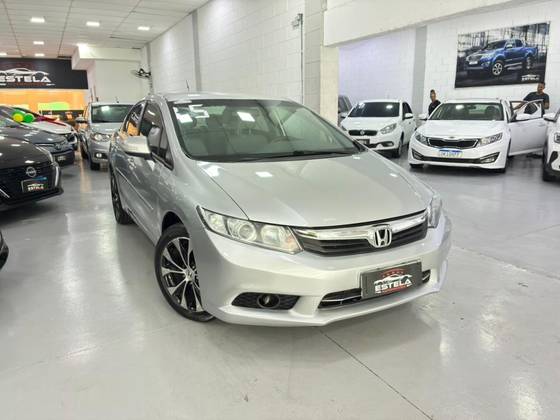 HONDA CIVIC 2.0 LXR 16V FLEX 4P AUTOMÁTICO HONDA CIVIC 2.0 LXR 16V FLEX 4P AUTOMÁTICO